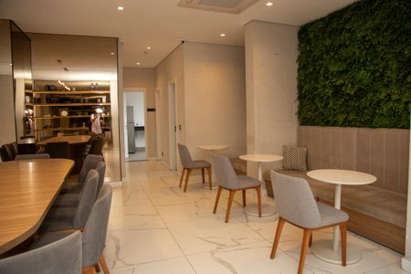 Apartamento à venda com 71m², 2 quartos e 1 vagaÁrea comum - Salão de festas