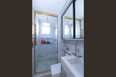 Apartamento à venda com 73m², 3 quartos e 2 vagas Apartamento à venda com 73m², 3 quartos e 2 vagasBanheiro da Suíte