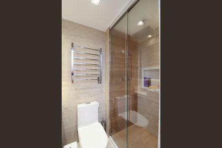 Apartamento à venda com 73m², 3 quartos e 2 vagas Apartamento à venda com 73m², 3 quartos e 2 vagasBanheiro Social