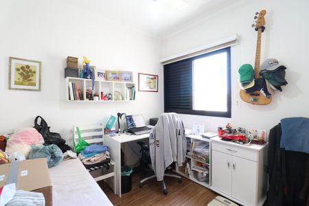 Apartamento para alugar com 117m², 3 quartos e 2 vagasQuarto 2