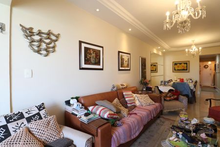 Apartamento para alugar com 117m², 3 quartos e 2 vagasSala