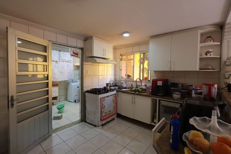 Casa à venda com 350m², 5 quartos e 4 vagasCozinha