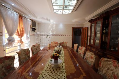 Casa à venda com 350m², 5 quartos e 4 vagasSala de Jantar