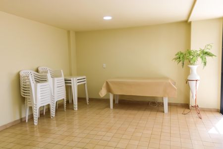 Apartamento à venda com 72m², 2 quartos e 1 vagaÁrea comum - Salão de festas