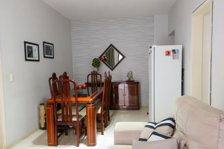 Apartamento à venda com 72m², 2 quartos e 1 vagaSala