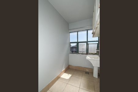 Cozinha de kitnet/studio para alugar com 0 quarto, 30m² em Floresta, Porto Alegre