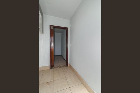 Cozinha de kitnet/studio para alugar com 0 quarto, 30m² em Floresta, Porto Alegre