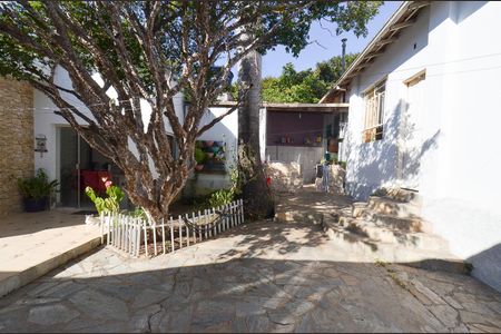 Casa à venda com 324m², 4 quartos e 2 vagasÁrea externa