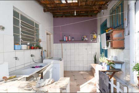 Casa à venda com 324m², 4 quartos e 2 vagasÁrea de Serviço