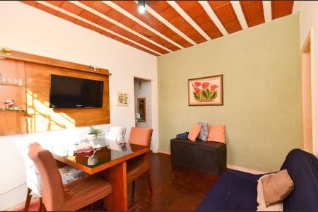 Casa à venda com 324m², 4 quartos e 2 vagasEdícula/Sala