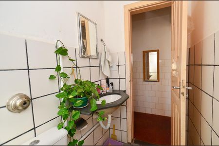 Casa à venda com 324m², 4 quartos e 2 vagasEdícula/Banheiro