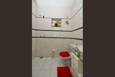 Casa à venda com 324m², 4 quartos e 2 vagasBanheiro Social