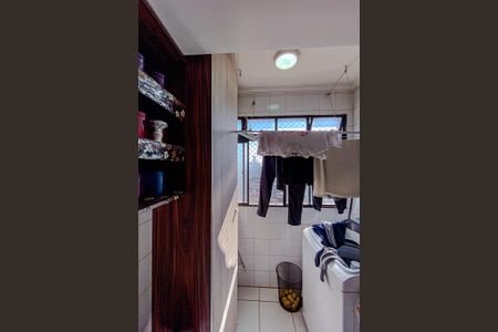 Apartamento para alugar com 60m², 2 quartos e 1 vagaÁrea de Serviço