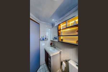 Apartamento para alugar com 60m², 2 quartos e 1 vagaBanheiro Social