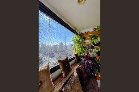 Apartamento para alugar com 60m², 2 quartos e 1 vagaVaranda da Sala