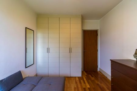 Apartamento à venda com 185m², 4 quartos e 3 vagasQuarto 3