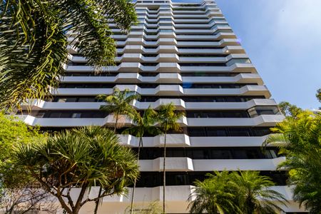 Apartamento à venda com 185m², 4 quartos e 3 vagasFachada