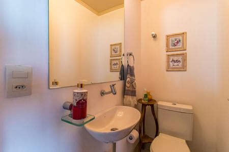 Apartamento à venda com 185m², 4 quartos e 3 vagasLavabo