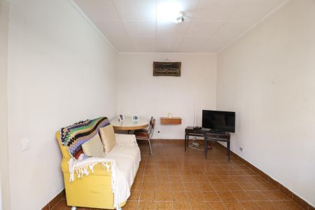 Casa à venda com 350m², 5 quartos e 4 vagas Casa à venda com 350m², 5 quartos e 4 vagasSala