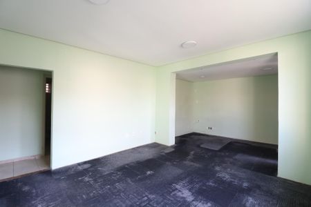 Casa à venda com 350m², 5 quartos e 4 vagas Casa à venda com 350m², 5 quartos e 4 vagasSala 2