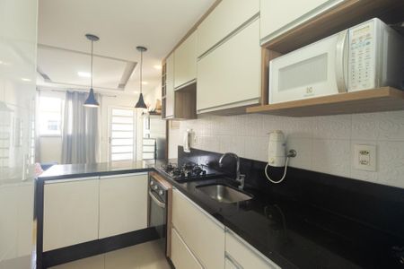 Apartamento para alugar com 55m², 2 quartos e 2 vagasCozinha