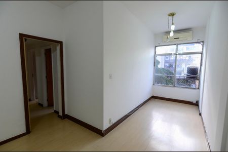 Apartamento para alugar com 90m², 3 quartos e 1 vaga Apartamento para alugar com 90m², 3 quartos e 1 vagaSala