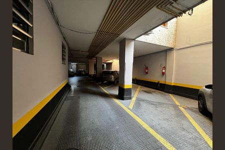 Apartamento para alugar com 90m², 3 quartos e 1 vaga Apartamento para alugar com 90m², 3 quartos e 1 vagaGaragem