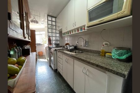 Apartamento à venda com 70m², 3 quartos e 2 vagasCozinha