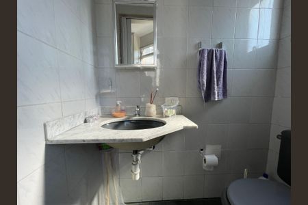 Apartamento à venda com 70m², 3 quartos e 2 vagasLavabo