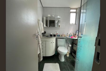 Apartamento à venda com 70m², 3 quartos e 2 vagasBanheiro Social