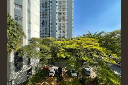 Apartamento à venda com 70m², 3 quartos e 2 vagasVista