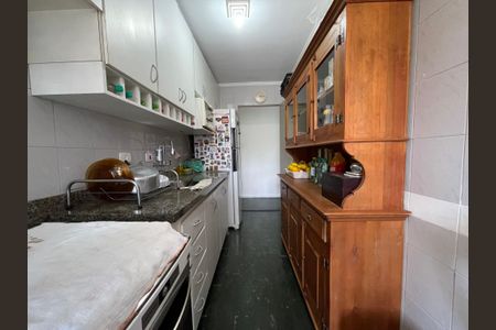 Apartamento à venda com 70m², 3 quartos e 2 vagasCozinha