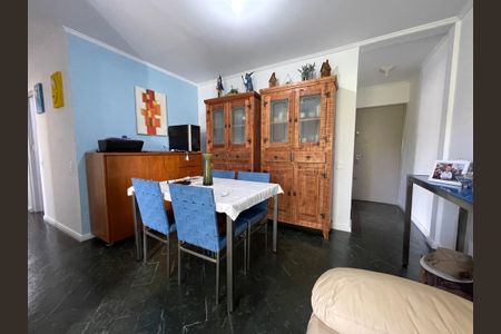 Apartamento à venda com 70m², 3 quartos e 2 vagasSala