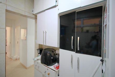 Apartamento à venda com 55m², 2 quartos e sem vagaCozinha