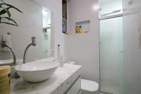 Apartamento à venda com 55m², 2 quartos e sem vagaBanheiro