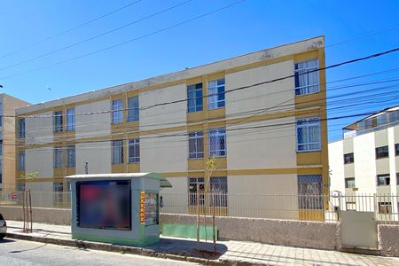 Apartamento à venda com 55m², 2 quartos e sem vaga Apartamento à venda com 55m², 2 quartos e sem vagaFachada