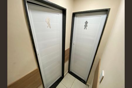 Apartamento à venda com 60m², 2 quartos e 1 vagaÁrea comum banheiro