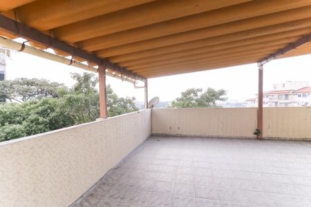 Casa à venda com 411m², 4 quartos e 5 vagasTerraço