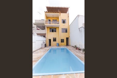 Casa à venda com 411m², 4 quartos e 5 vagasPiscina