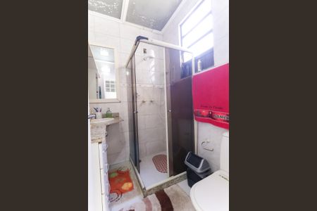 Casa à venda com 411m², 4 quartos e 5 vagasBanheiro Social