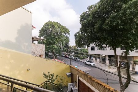 Casa à venda com 411m², 4 quartos e 5 vagasSala vista