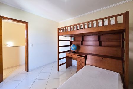 Casa à venda com 157m², 4 quartos e 2 vagas Casa à venda com 157m², 4 quartos e 2 vagasQuarto 2