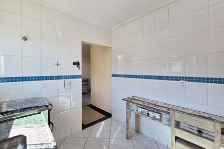 Casa à venda com 157m², 4 quartos e 2 vagas Casa à venda com 157m², 4 quartos e 2 vagasCozinha