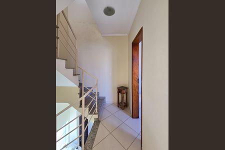 Casa à venda com 157m², 4 quartos e 2 vagas Casa à venda com 157m², 4 quartos e 2 vagasAcesso - Quartos