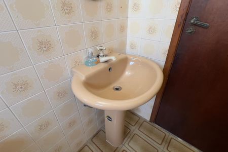 Casa à venda com 160m², 2 quartos e 1 vaga Casa à venda com 160m², 2 quartos e 1 vagaLavabo