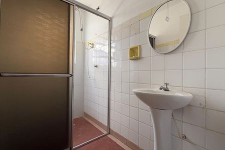 Casa à venda com 160m², 2 quartos e 1 vaga Casa à venda com 160m², 2 quartos e 1 vagaBanheiro da Suíte