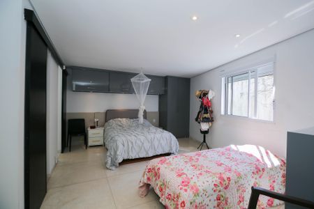 Casa à venda com 385m², 5 quartos e 2 vagasQuarto 3