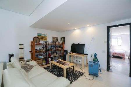 Casa à venda com 385m², 5 quartos e 2 vagasSala