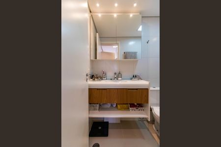 Apartamento à venda com 70m², 2 quartos e 1 vagaBanheiro da Suíte
