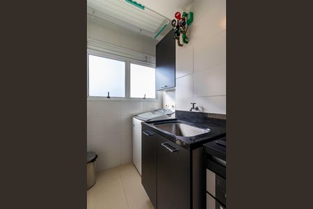 Apartamento à venda com 70m², 2 quartos e 1 vagaÁrea de Serviço